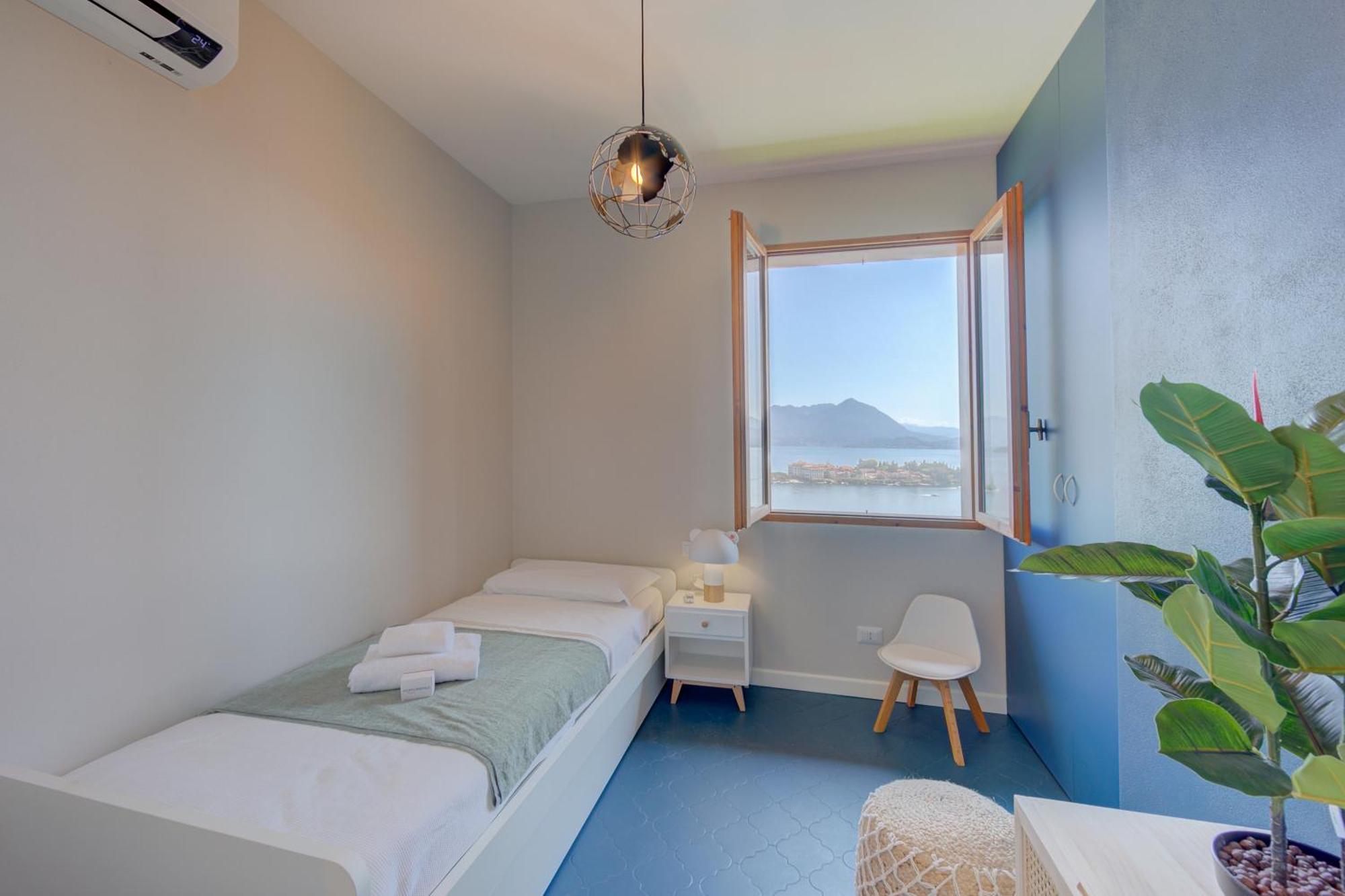 Pandora Lake View Stresa - Happy Rentals ภายนอก รูปภาพ